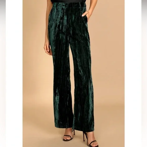 Lulus - Happiest Holiday Emerald Green Crushed Velvet Wide-Leg Pants - Picture 2 of 8